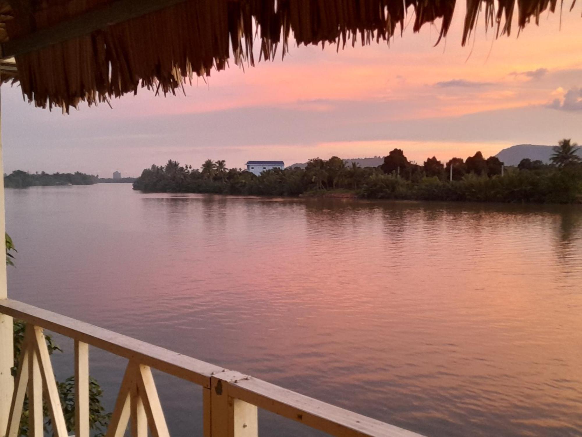 Green Mango Bungalows Kampot Exterior foto