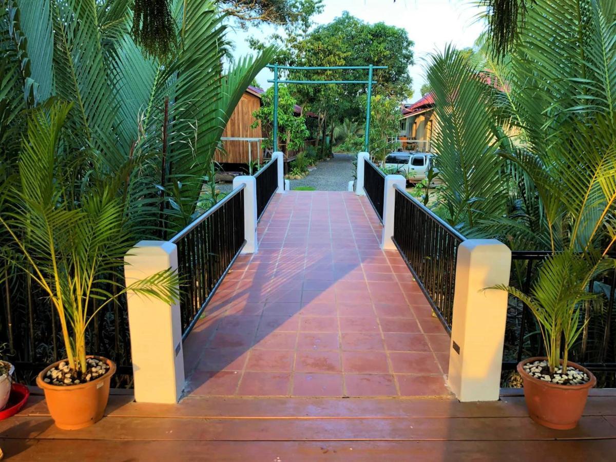 Green Mango Bungalows Kampot Exterior foto